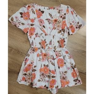 Floral romper size Large